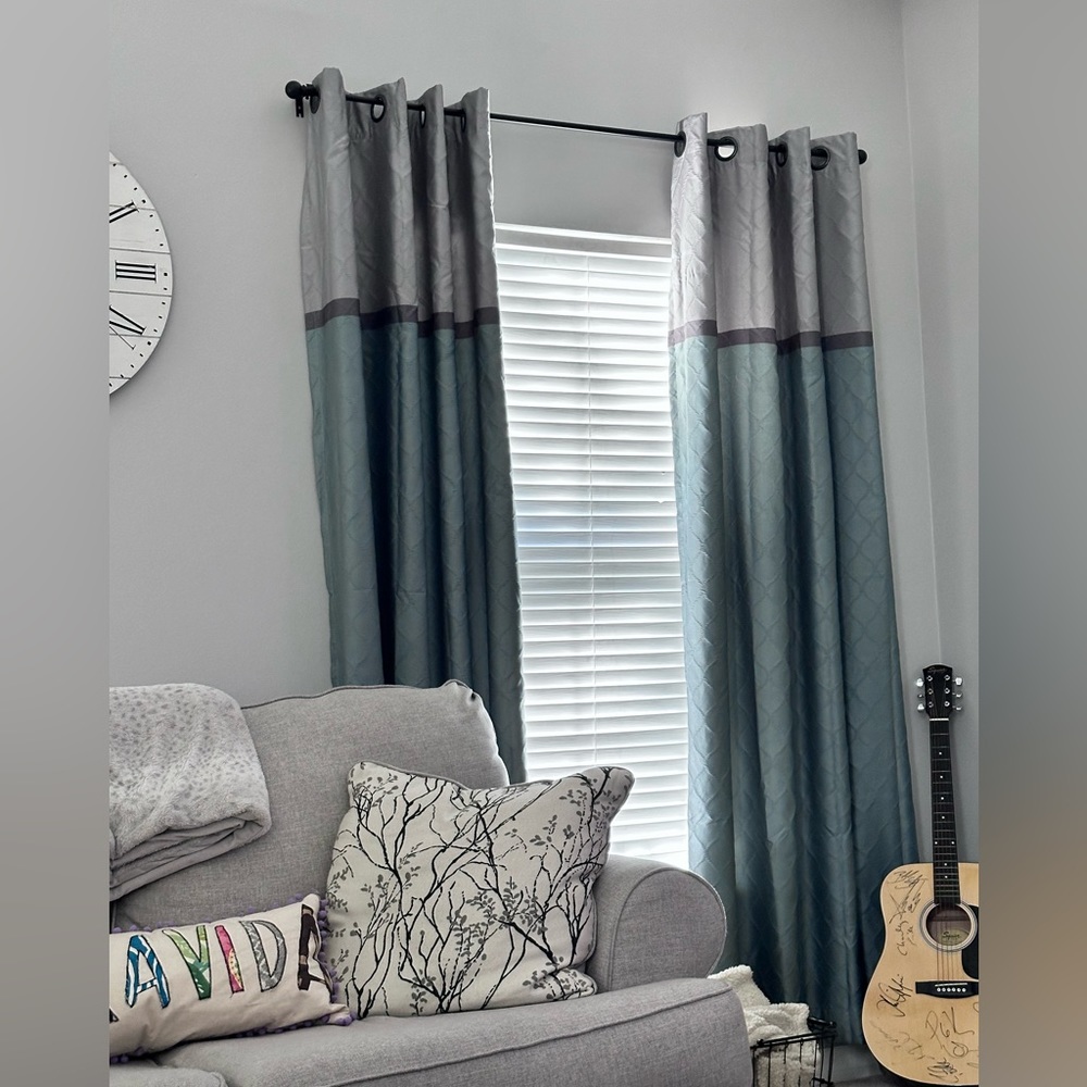 eclipse Arno Blackout curtains. 4 panels